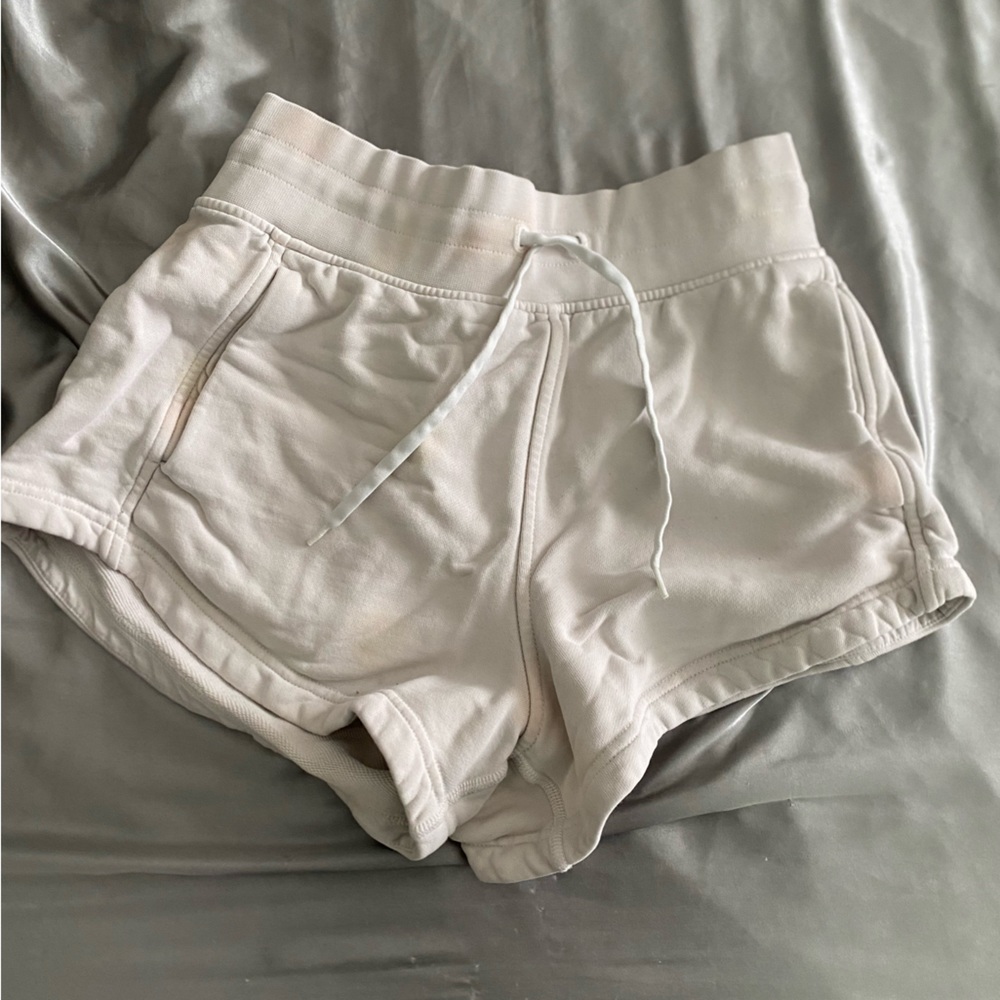 Lululemon Shorts - 3”